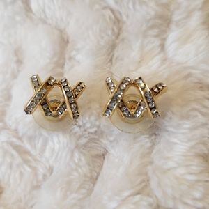 Gold plated XX shaped earrings